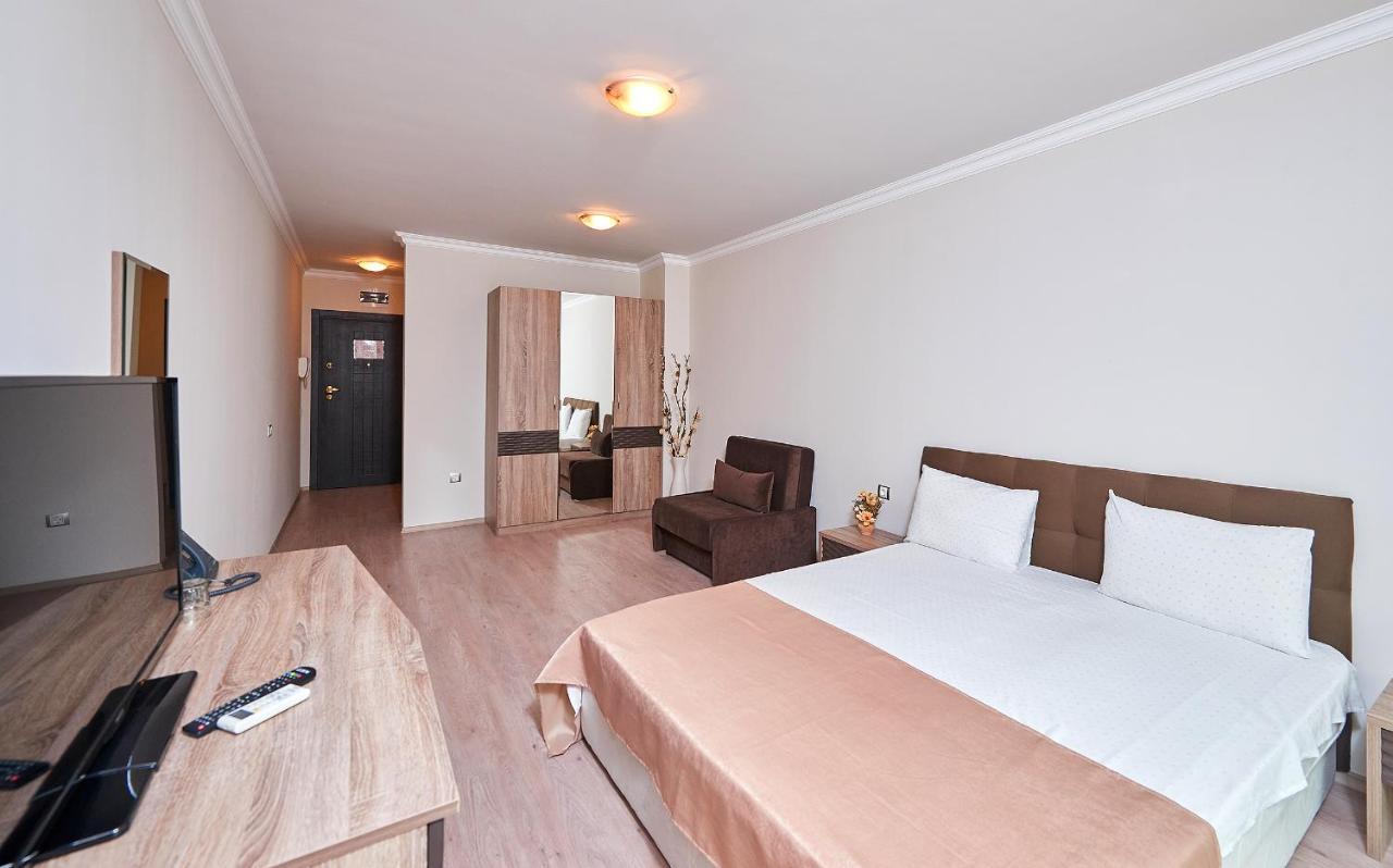 Boutique Rose Gardens Pomorie Apart otel Dış mekan fotoğraf