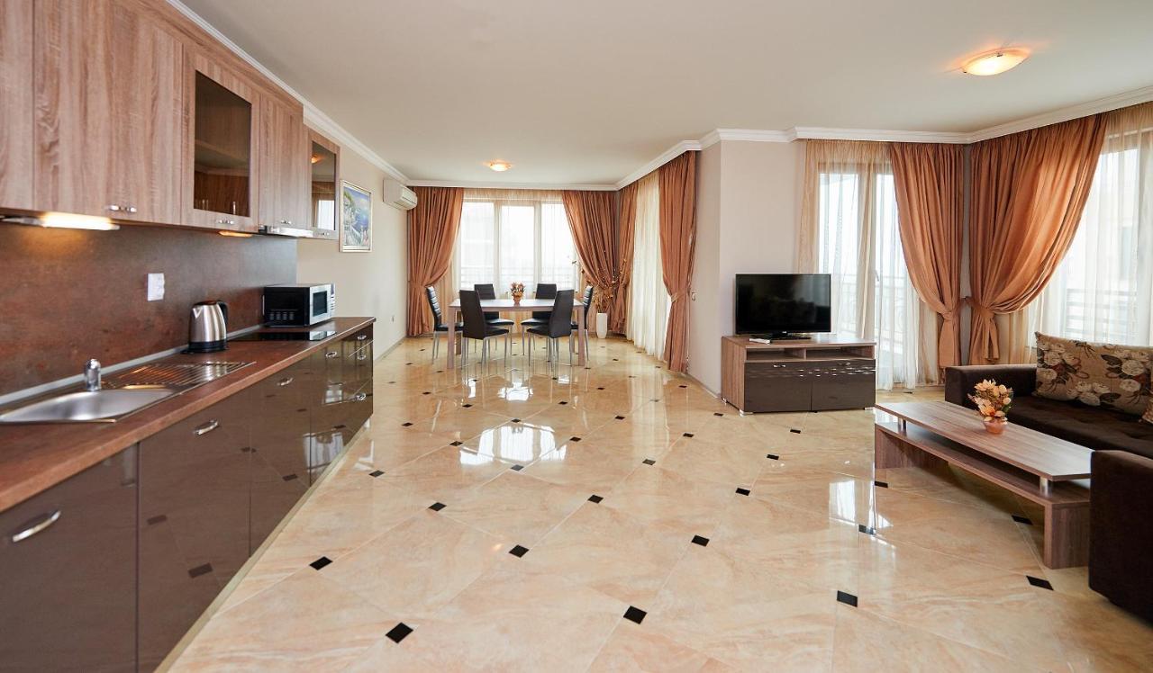 Boutique Rose Gardens Pomorie Apart otel Dış mekan fotoğraf