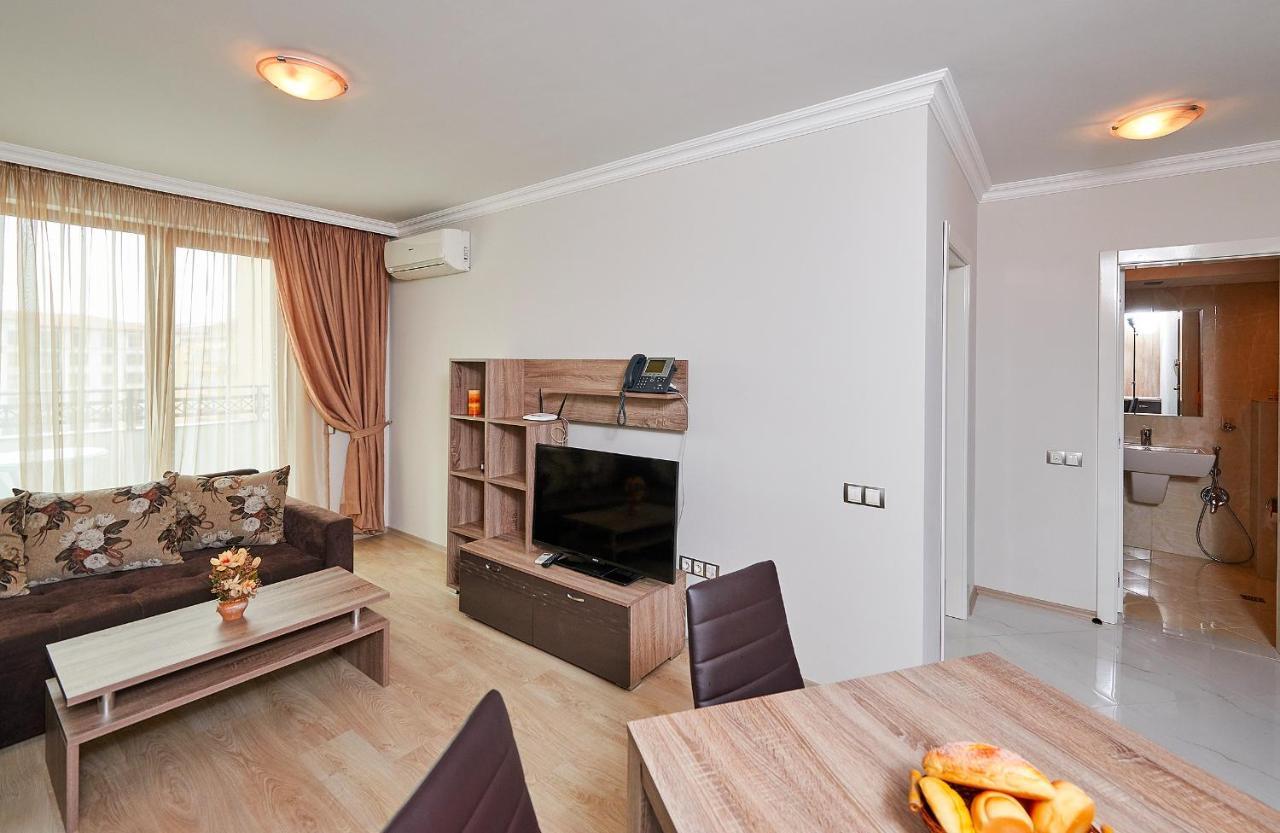 Boutique Rose Gardens Pomorie Apart otel Dış mekan fotoğraf