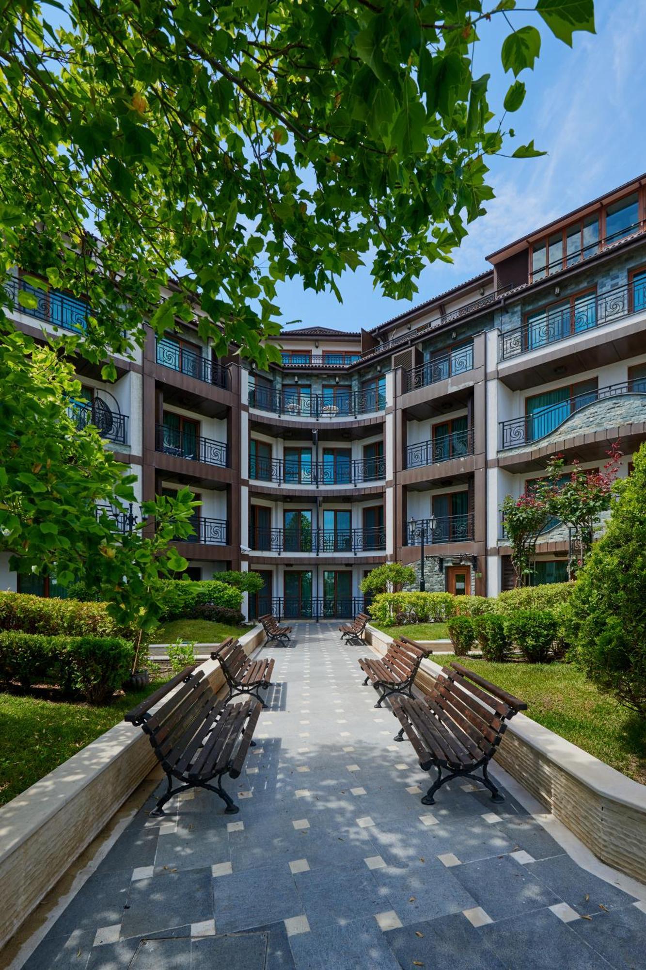 Boutique Rose Gardens Pomorie Apart otel Dış mekan fotoğraf